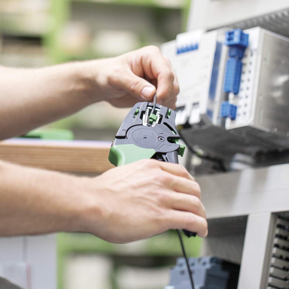 206-1125 | WAGO Quickstrip Vario Wire Stripper| Integrated Wire Cutter | 32-6 AWG | [Pack of 1],Green/Black - Image 3