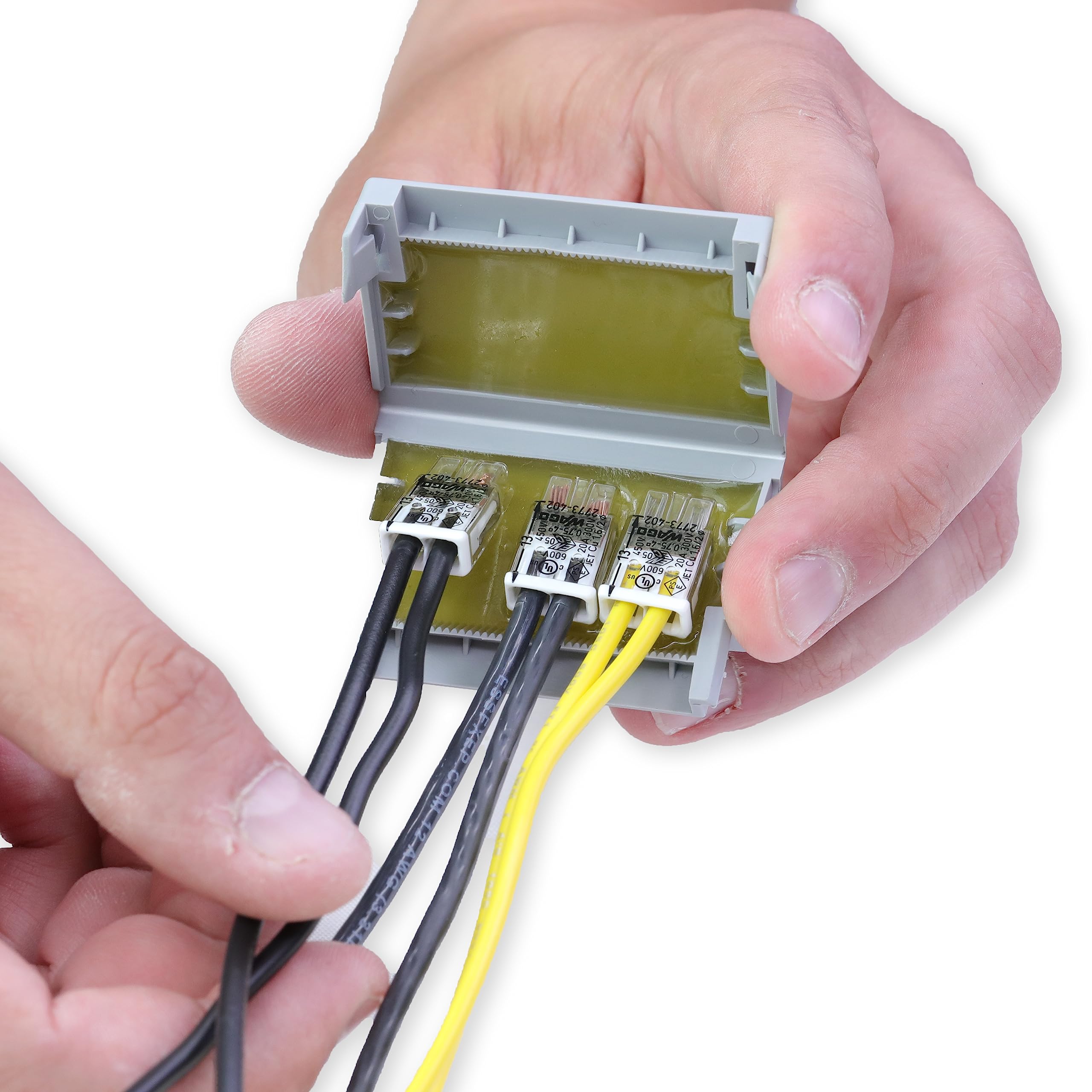 207-1333 | WAGO Gelbox for 221 and 2773 Series connectors | Moisture Protection | IPX8-certified | 12 AWG | Gray, Label-Free housing | Large | [Box of 3 Pieces] - Image 5